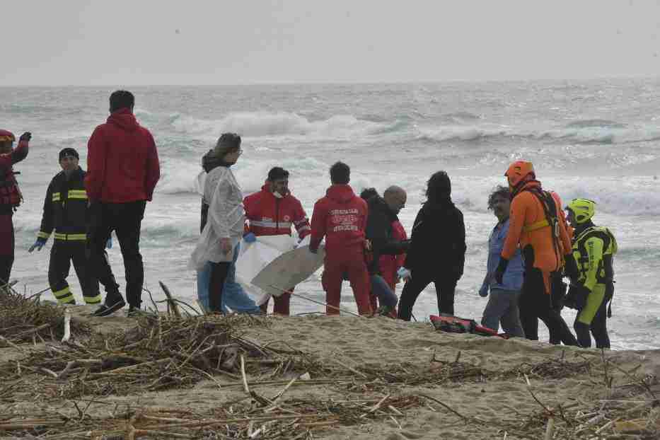 Strage di migranti nel crotonese, 59 vittime tra loro molti bambini