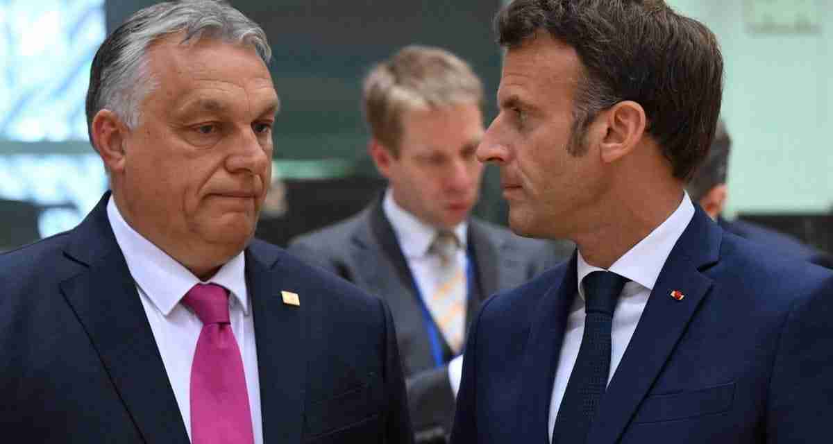 Ue, rinviato il bilancio: Orban si oppone all’inclusione dei fondi destinati a Kiev. Macron: “Sia europeo”